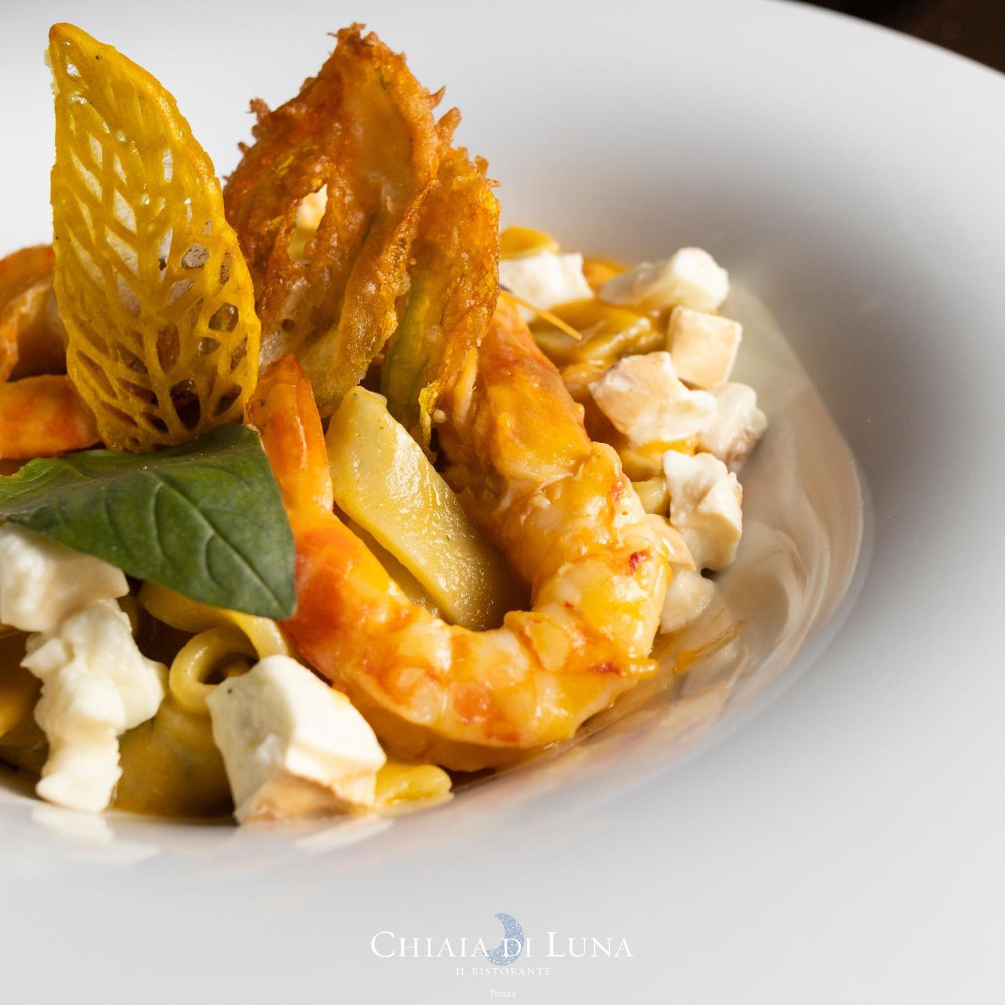 Hotel Chiaia Di Luna 폰차 외부 사진