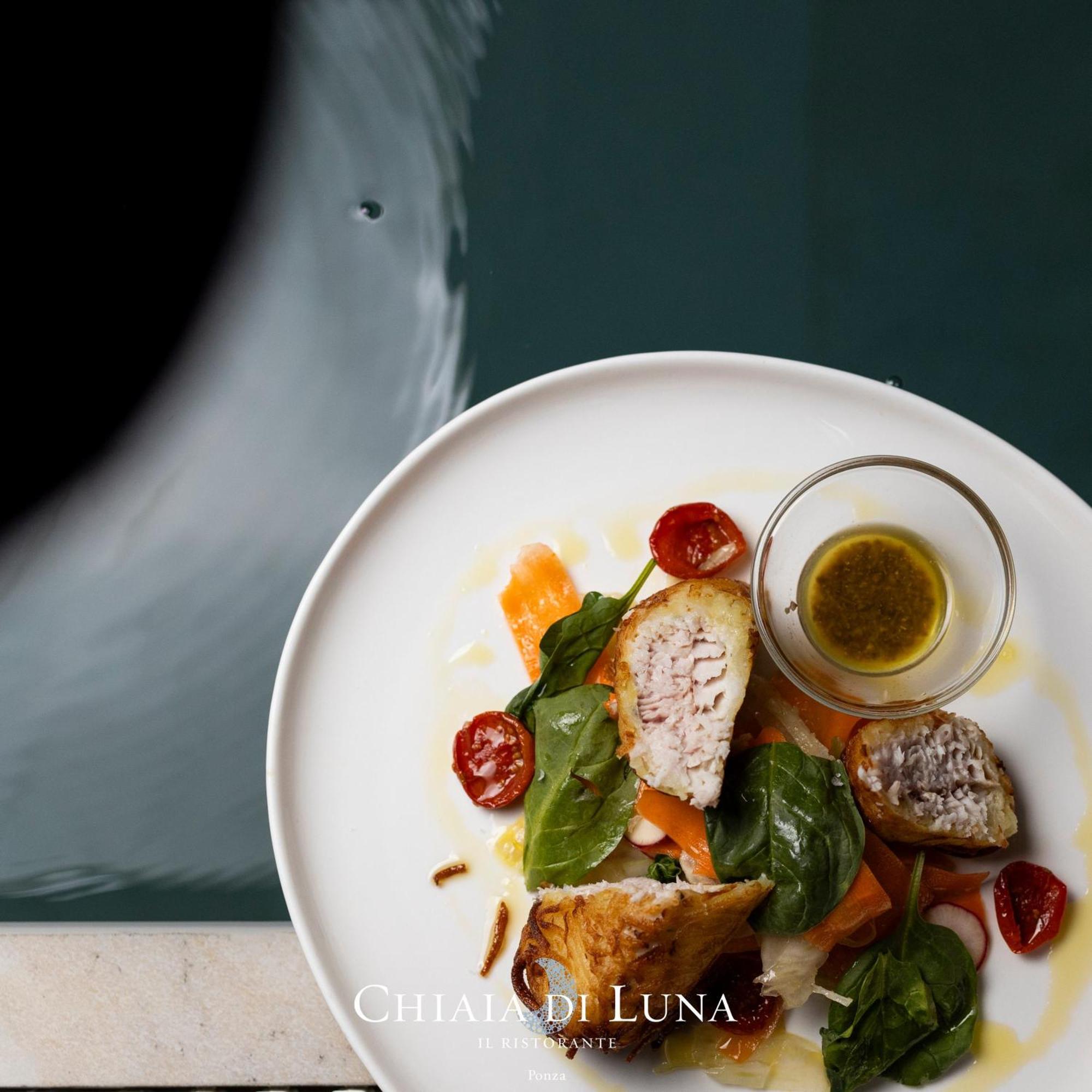 Hotel Chiaia Di Luna 폰차 외부 사진